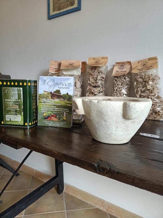 Agriturismo Il Cipresso 瓦达 外观 照片